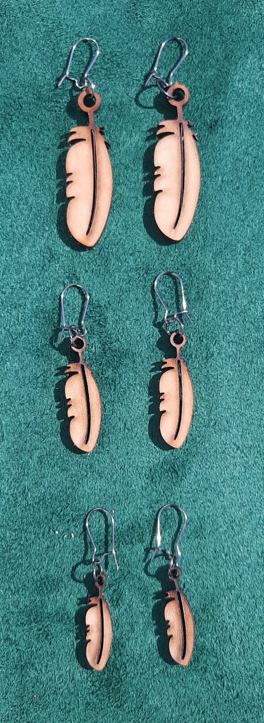 Ohrringe (exklusiv und nickelfrei) - mit unterschiedlichsten Motiven aus Leder