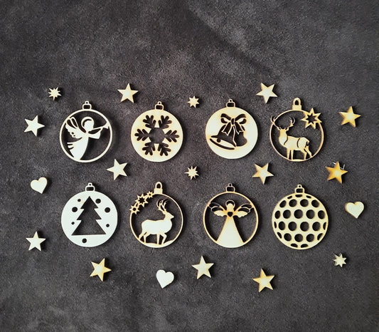 Christbaum-Schmuck - Verschiedene Christbaum-Kugeln aus Holz